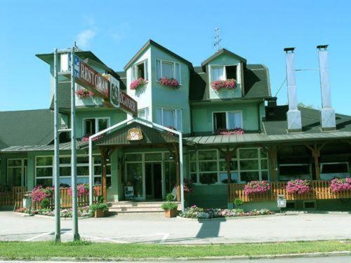 Motel Kod Bakija Karlovac Buitenkant foto